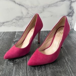 VINCE CAMUTO suede pumps.